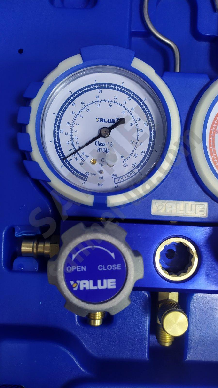 Манометричний колектор у кейсі зі швидкознімачами VALUE MG-2-R134a-B