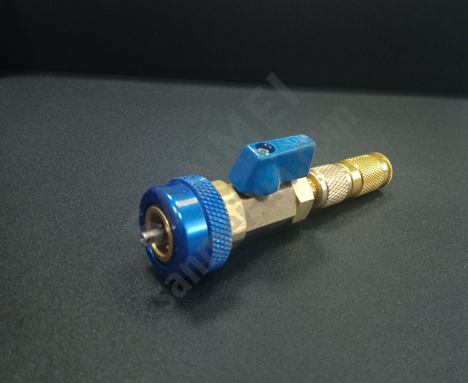 Знімач для заміни ніпеля, золотника під низьким тиском